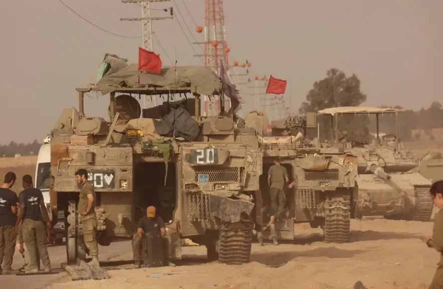 إسرائيل تقترب من ”ساعة الصفر”: سيناريوهات المناورة في غزة ورسائل إلى مصر