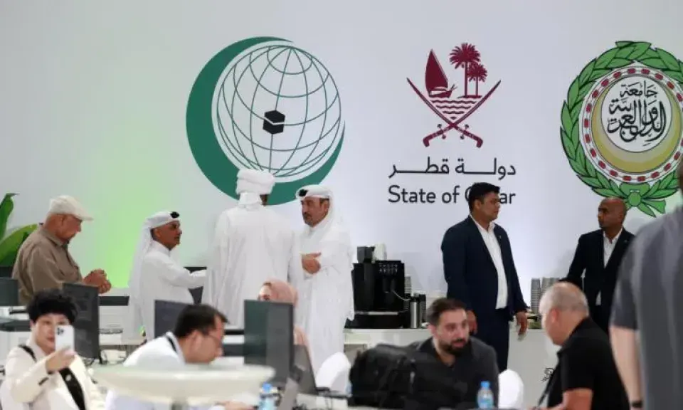 الغائب حجته معاه.. رئيس الإمارات وملك البحرين يتخلفان عن حضور قمة الدوحة !!