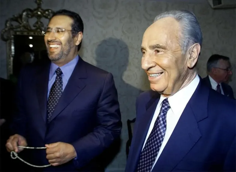 قطر بين ازدواجية المواقف وتحالفات الظل.. من انقلاب الحكم إلى قاعدة العديد وصفقات الحماية الأمريكية