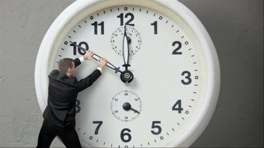 الشتاء على الأبواب.. اعرف متى يبدأ تطبيق التوقيت الشتوي 2025 في مصر