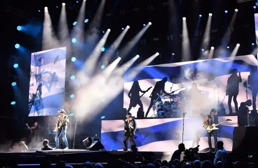 مصر تلغي حفل فرقة ”سكوربيونز” بسبب دعمها لإسرائيل وسط غضب شعبي عارم