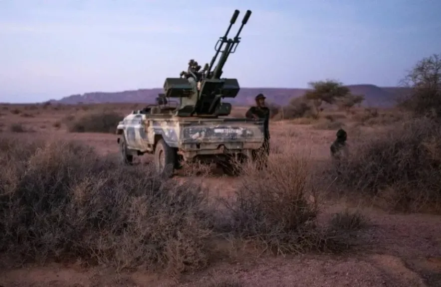 البوليساريو تختطف منقبين موريتانيين داخل أراضي بلادهم.. توتر على الحدود الشمالية لموريتانيا