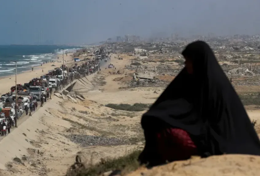 نزوح جماعي لسكان غزة تحت القصف الإسرائيلي--تفاصيل