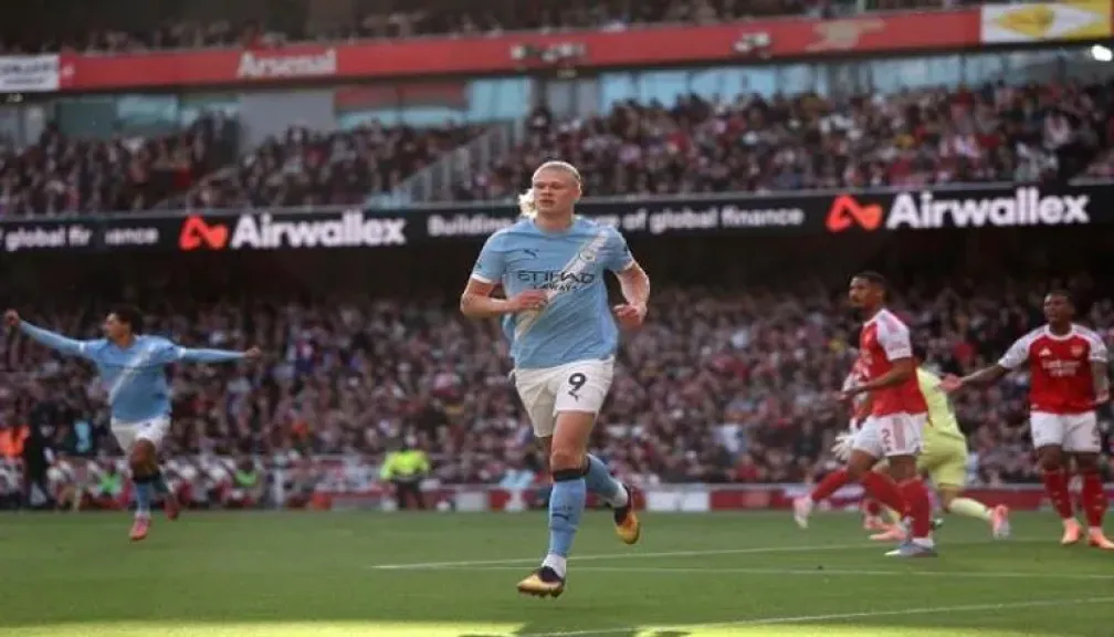 هالاند يشعل قمة أرسنال ومانشستر سيتي بهدف مبكر ويحطم الأرقام القياسية-- فيديو الهدف