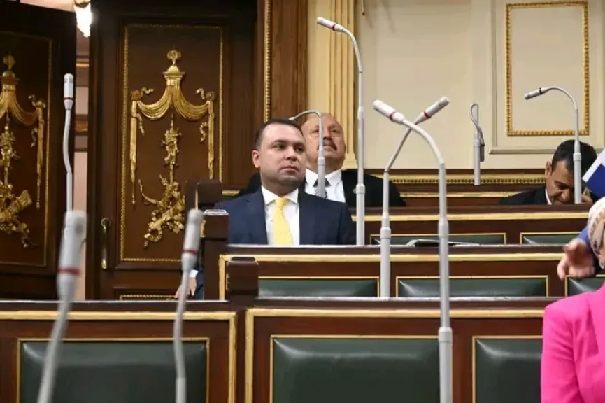 الآلاف بالإسكندرية يطالبون بترشيح النائب عمر جمال الغنيمي في دائرة الرمل أبرز دوائر الثغر