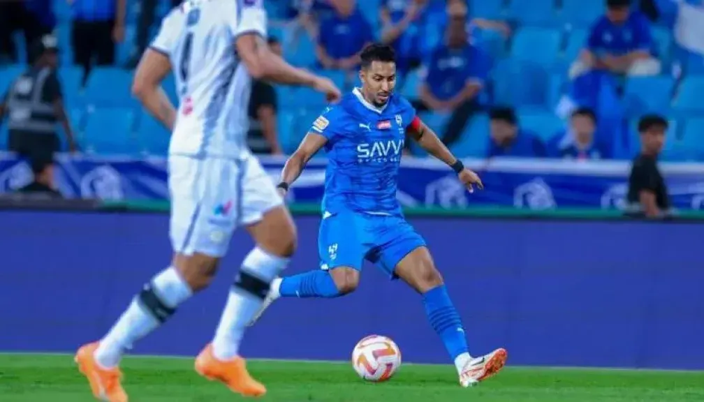 الهلال يعزز رقمه القياسي في الدوري السعودي بفوز مثير على الأخدود