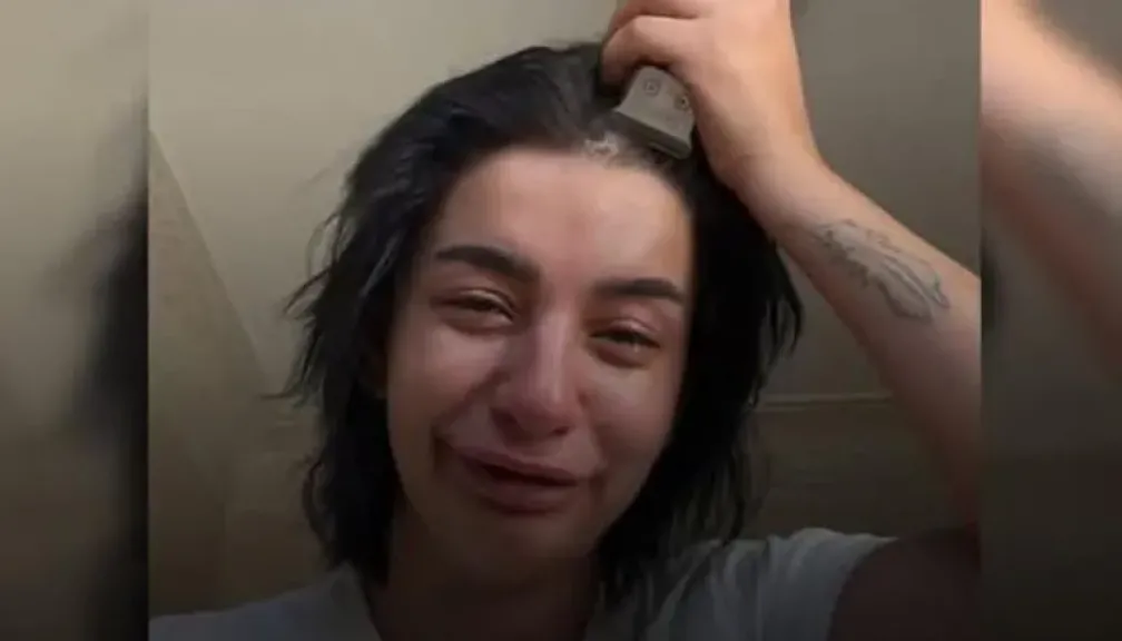 ظهور صادم للبلوجر بطة ضياء بدون مكياج بعد اخلاء سبيلها