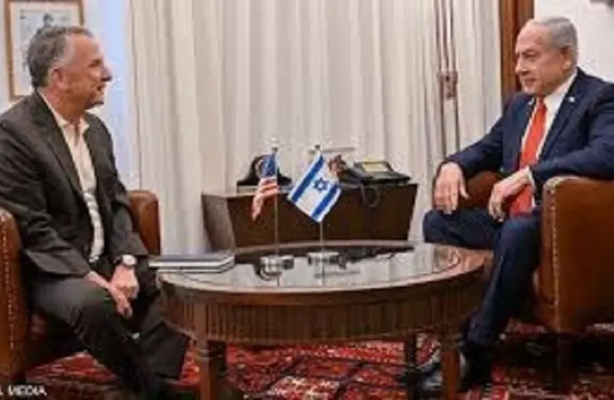 وسائل إعلام إسرائيلية تكشف عن لقاء سري بين نتنياهو وكوشنر وويتكوف بشأن رهائن غزة