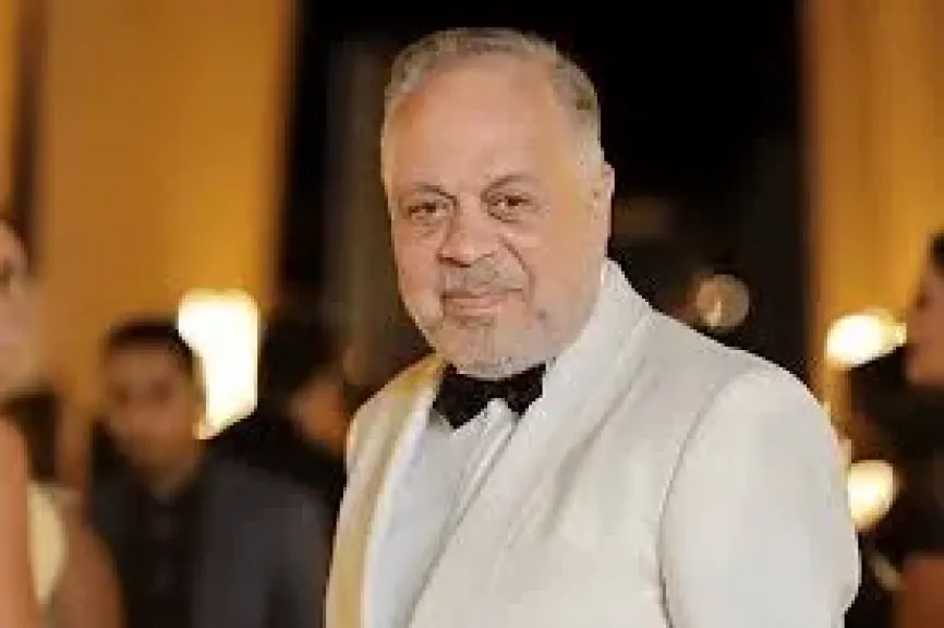 . أشرف زكي يتنحي عن منصبه في نقابة المهن التمثيلية