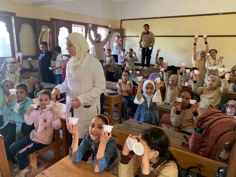 صحة كفر الشيخ تطلق حملة فحص طلاب المدارس للكشف عن البلهارسيا والطفيليات المعوية