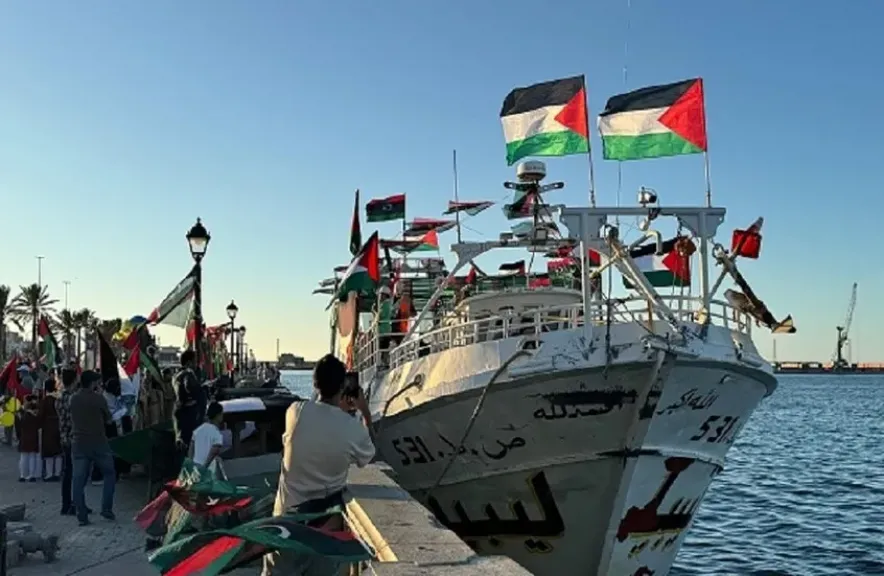 إسرائيل تعلن فشل ”أسطول الصمود” في كسر حصار غزة وترحيل المشاركين إلى أسدود