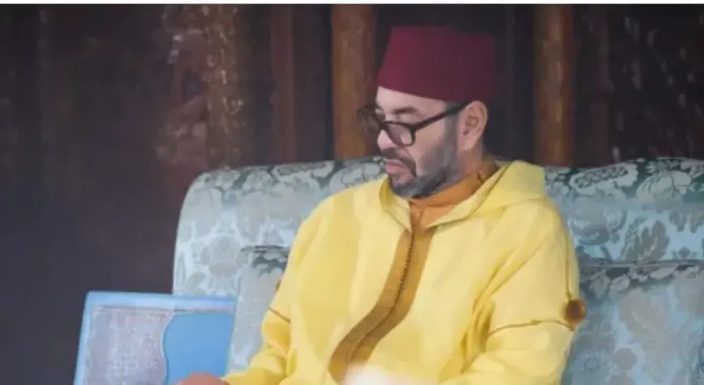 رغم التوترات.. الملك محمد السادس يترأس حفلاً دينياً بالرباط في الذكرى الـ27 لرحيل الملك الحسن الثاني