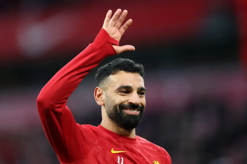 محمد صلاح يتفوق على كريستيانو رونالدو ويحقق إنجازًا تاريخيًا في الدوري الإنجليزي