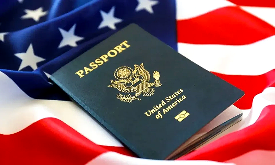 الهجرة العشوائية لأمريكا.. كيف تسجل في اللوتري الأمريكي 2027؟ إليك الرابط والشروط