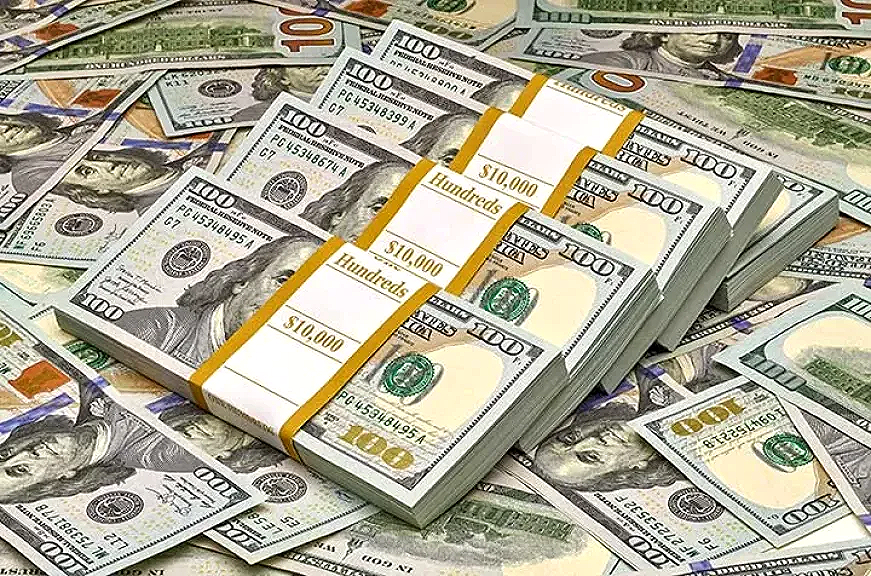 «الدولار يرفع الراية».. سعره يكسر حاجز التوقعات في مصر اليوم الأربعاء 8 أكتوبر 2025