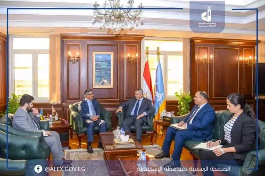 محافظ الإسكندرية يستقبل السفير الباكستاني لبحث سبل التعاون الاقتصادي والثقافي بين البلدين