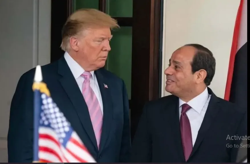 السيسي وترامب.. صورة تختصر مسار دبلوماسي طويل انتهى بانتصار الموقف المصري في غزة