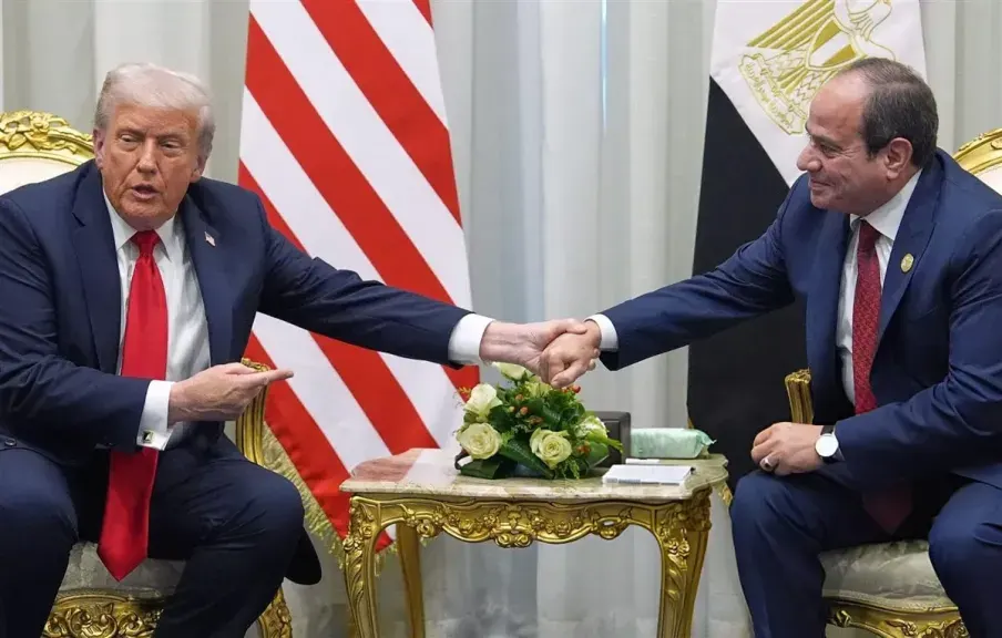 قمة على صفيح ساخن.. السيسي وترامب وجهاً لوجه من أجل سلام الشرق الأوسط