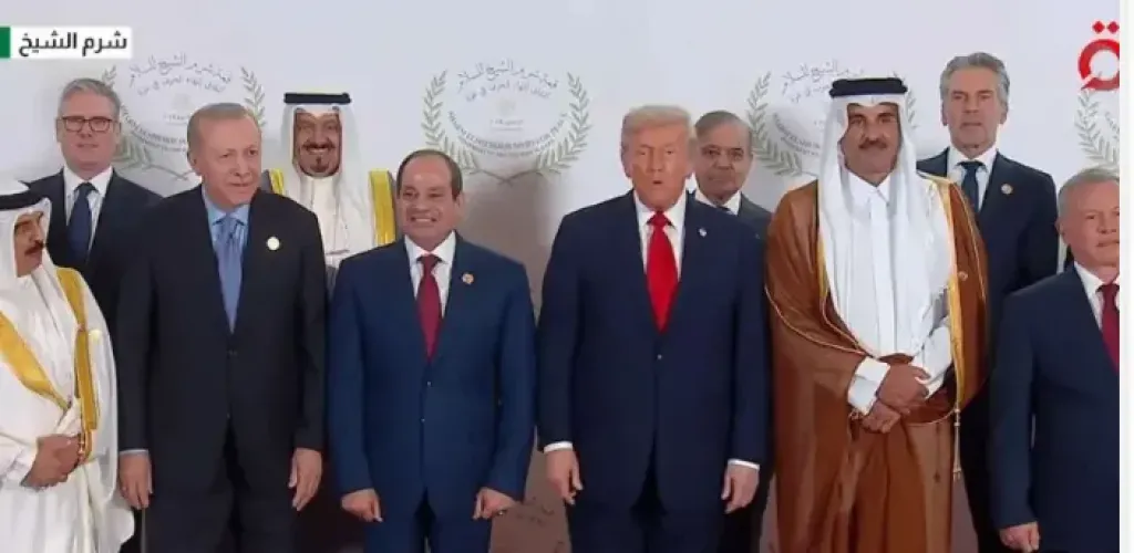 الصحافة الإسرائيلية تنتقد غياب نتنياهو عن قمة شرم الشيخ للسلام: ”قرار مكلف سياسيًا ودبلوماسيًا”