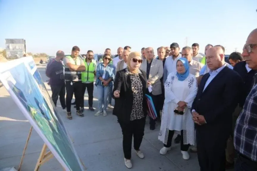 كامل الوزير يشرف شخصيًا على تطوير الطريق الدولي الساحلي ويقف على آخر تطورات استكمال رافد جمصة