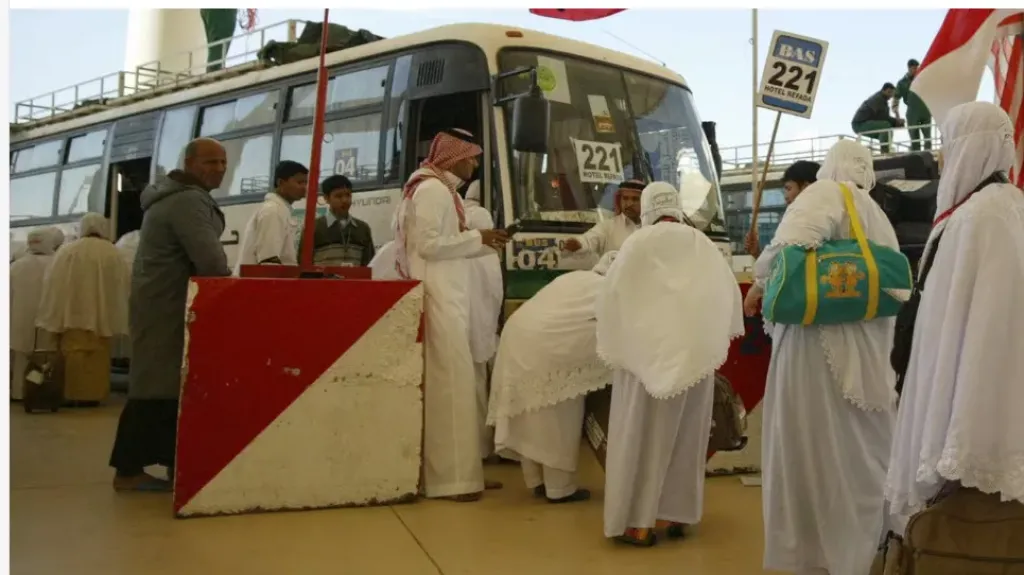 السعودية تمنع دخول الحافلات الأردنية لأراضيها في موسم حج 2026.. والحكومة تتحرك دبلوماسياً لتعديله