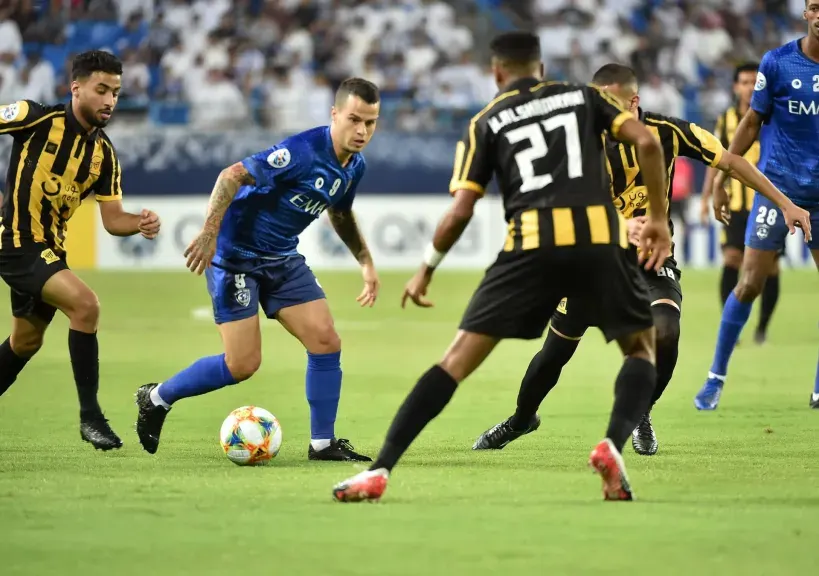 موعد مباراة الاتحاد والهلال.. قمة الجولة السادسة من الدوري السعودي للمحترفين 2025