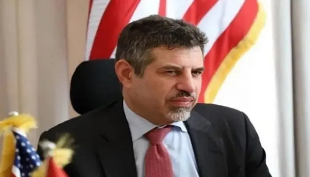 ستيفن فاجين.. الدبلوماسي الأمريكي المخضرم الذي كُلّف بقيادة الشق المدني في ”مركز التنسيق بشأن غزة”