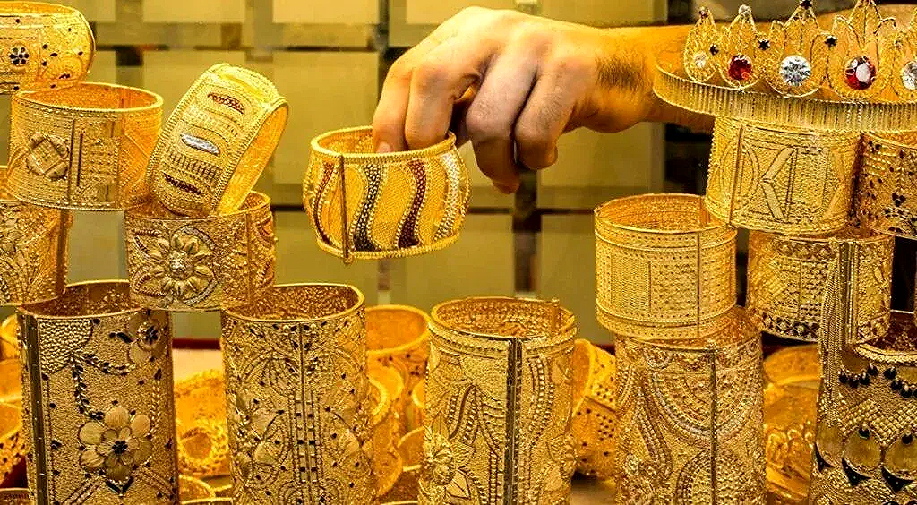 عيار 21 عند 5,550 جنيهًا.. سعر الذهب بنهاية تعاملات اليوم الأحد 26 أكتوبر 2025