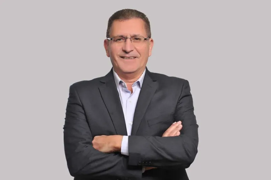 عضو الاتحاد المصري للتنس المهندس أحمد عبده يعلن ترشحه لمنصب نائب رئيس نادي سموحة بالإسكندرية