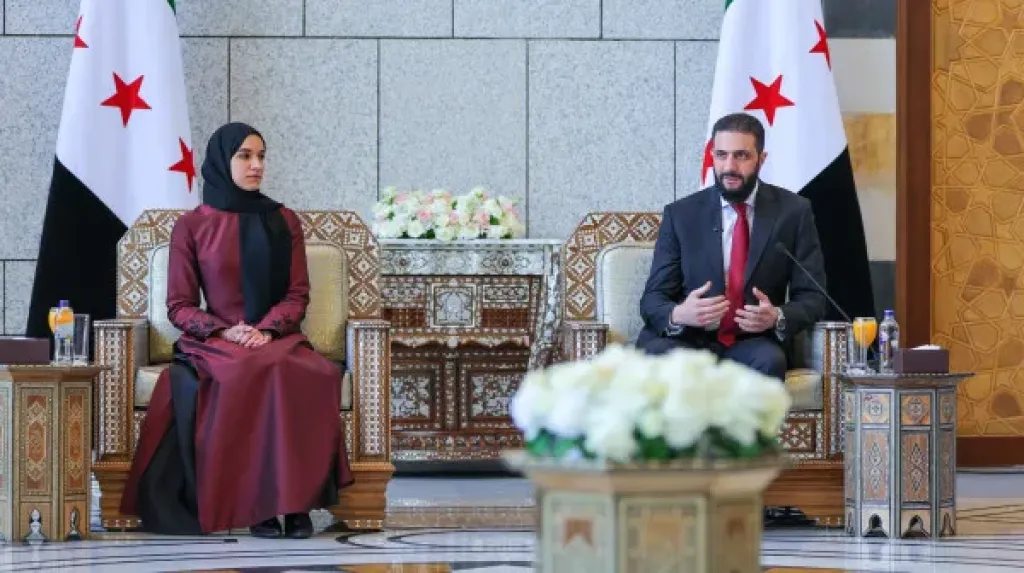 نهب سوريا.. الجهاديون يتخلون عن شعاراتهم ويعيشون الرفاهية تحت حكم أحمد الشرع