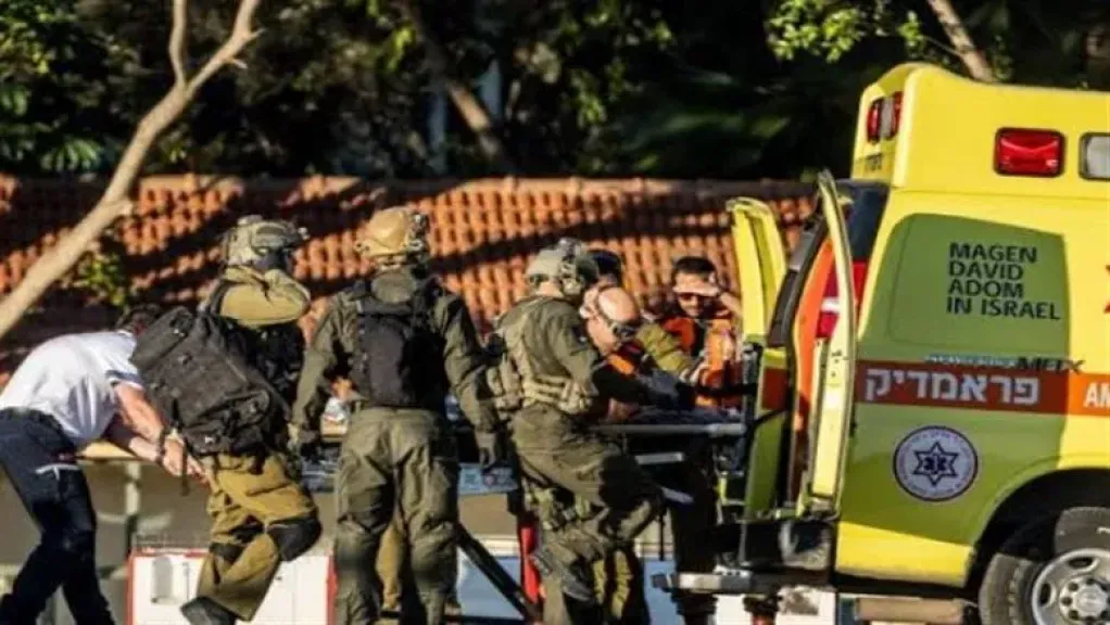 جندي إسرائيلي يشعل النار في نفسه أمام منزل مسؤول بوزارة الدفاع.. صدمة تهز إسرائيل واتهامات للحكومة بالإهمال