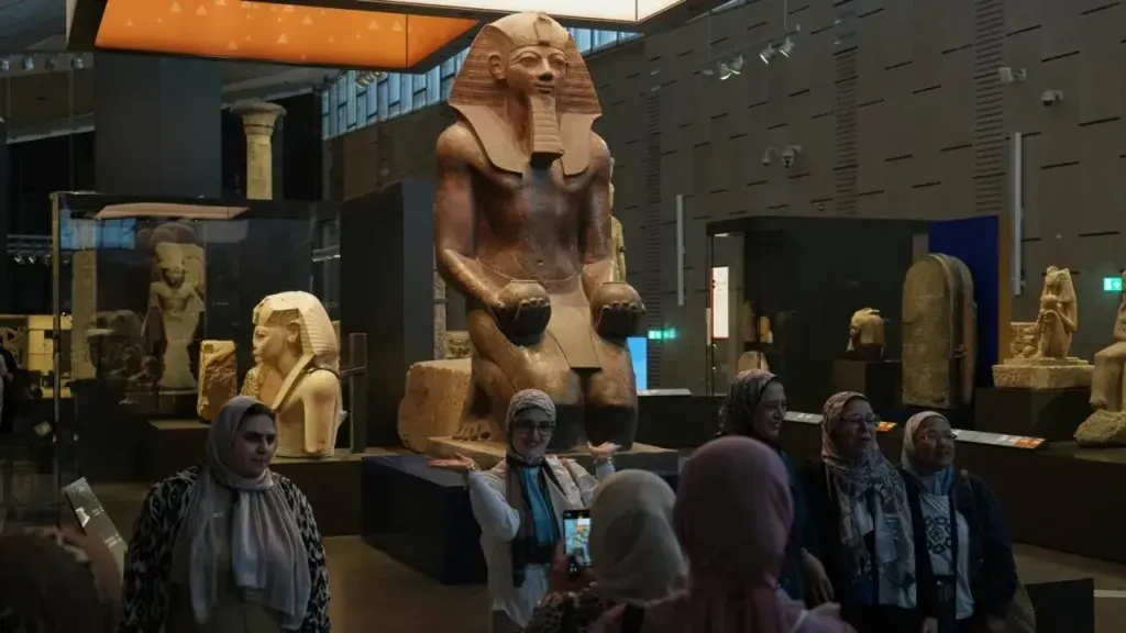 احتفالات عالمية على مدى 3 أيام متواصلة بافتتاح المتحف المصري الكبير.. مصر تُهدي الحضارة الإنسانية أعظم كنوزها