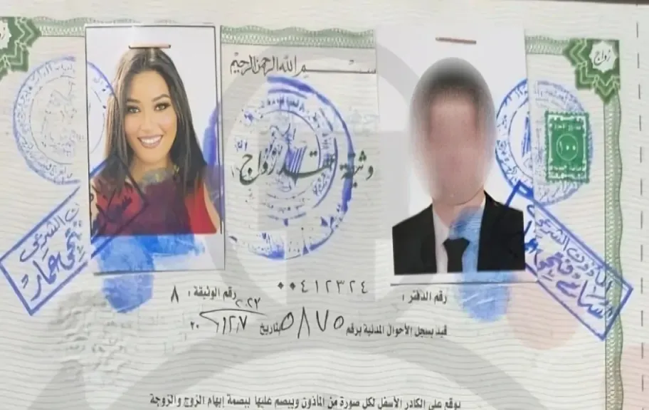 طليق المطربة رحمة محسن يخرج عن صمته: “اتطلقنا بعد 4 شهور بسبب السهر.. والخفلات الخاصة