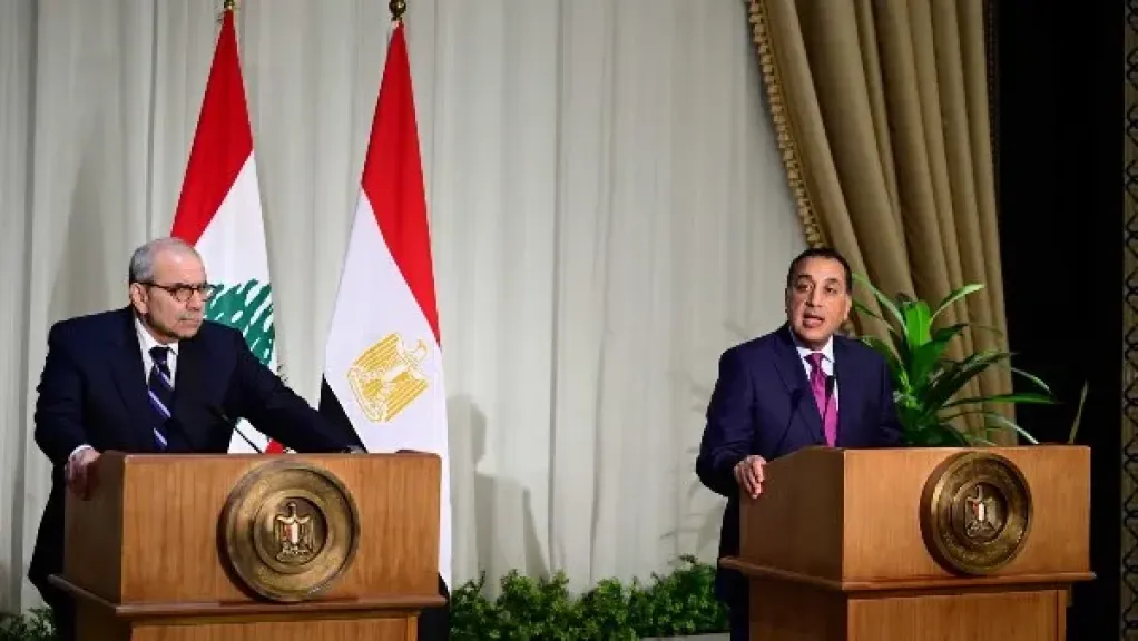رئيس وزراء لبنان يشيد بدور مصر الرائد في دعم الاستقرار والقضايا العربية