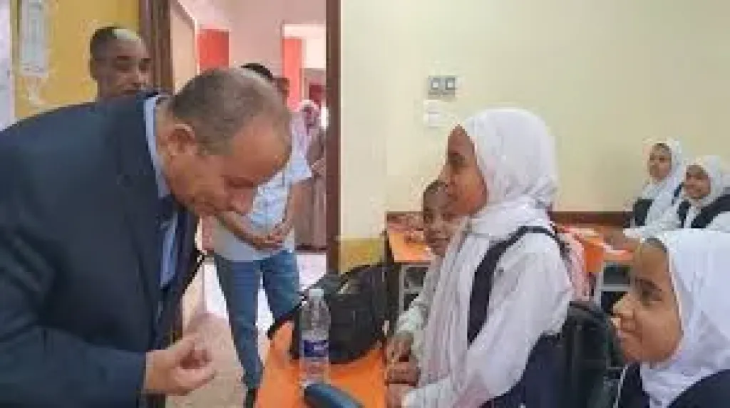 نقاذ طالبة ابتلعت دبوسًا داخل مدرسة بالأقصر.. سرعة الإسعاف أنقذت حياتها في اللحظة الأخيرة