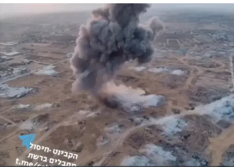 فيديو يُشعل الجدل: انفجار هائل في غزة يشبه “الانفجار النووي”.. وإسرائيل تزعم تدمير نفق تابع لحماس