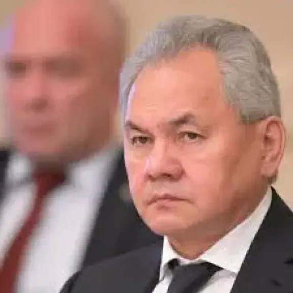 زيارة رفيعة المستوى.. سكرتير مجلس الأمن الروسي سيرغي شويغو يصل إلى القاهرة لبحث التعاون العسكري والاقتصادي