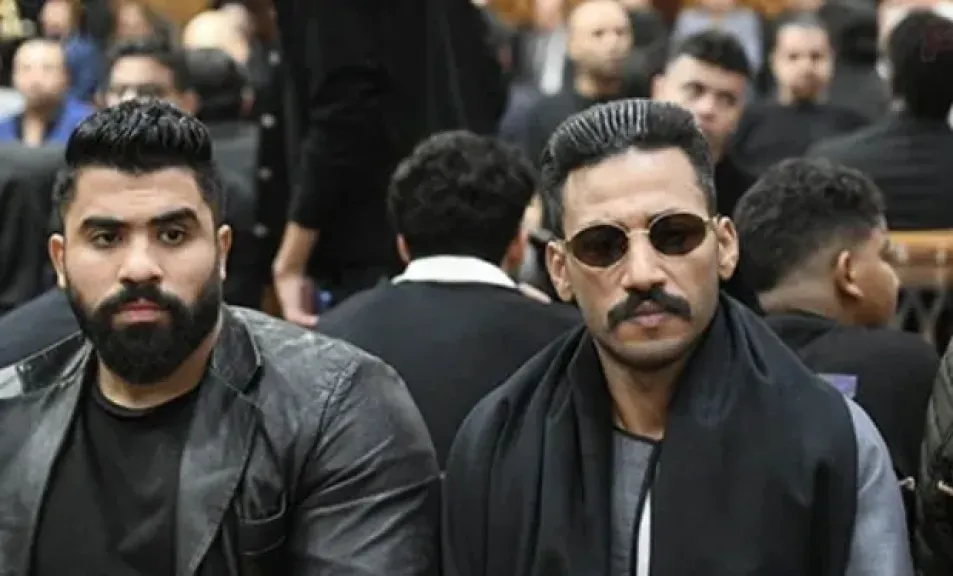 ظاهرة “المتطفلين في عزاءات المشاهير”.. بين الترند والجدل حول حدود الخصوصية