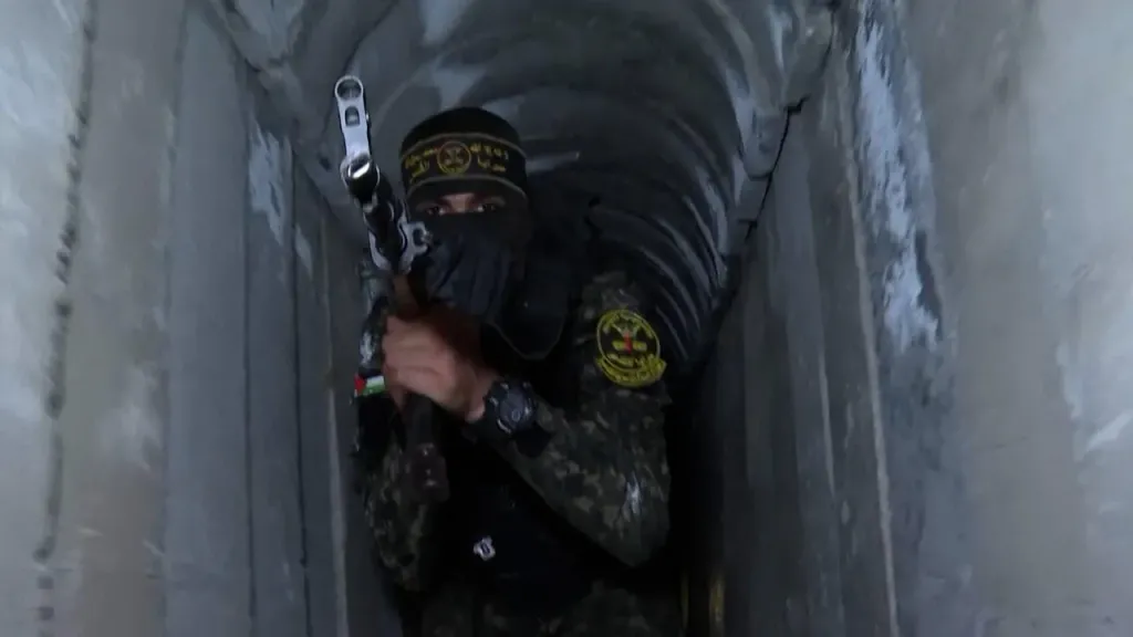 تسوية بين نتنياهو وكوشنر لترحيل 200 مسلح من أنفاق رفح دون قتال