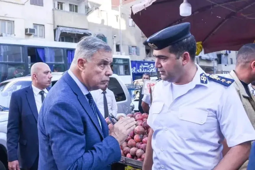 محافظ الإسكندرية يقود حملة مكبرة لإزالة التعديات والإشغالات بشرق المحافظة لإعادة الانضباط إلى الشارع السكندري