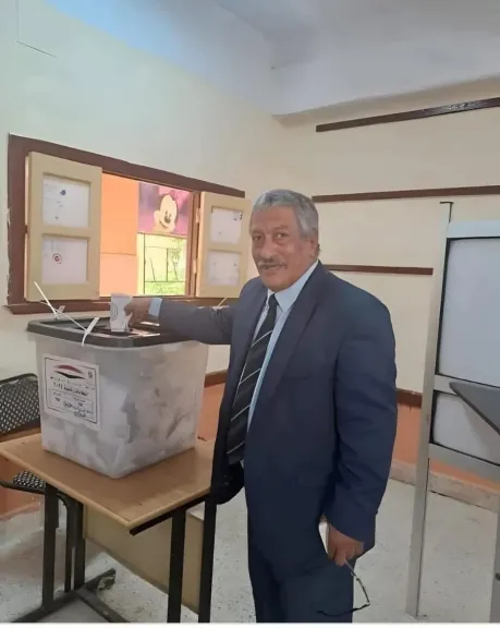 حقيقة ظهور المرحوم عماد حمدي في انتخابات مجلس الشعب 2025.. المصريون لا يفوّتون فرصة للتريقة