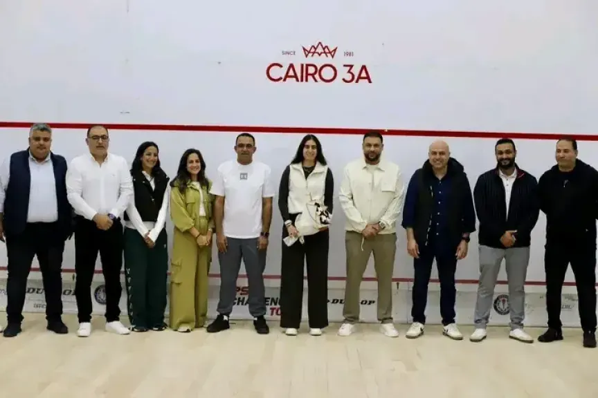 نادي سموحة يستقبل بطلة العالم نور الشربيني في زيارة ملهمة لقطاع الإسكواش