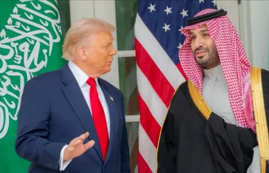 ”بين نار الحرب وضغوط السلام.. كيف تعيد السعودية رسم معادلة الشرق الأوسط؟”
