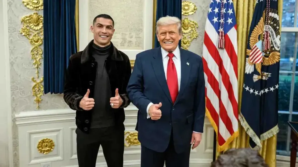 رونالدو في قلب البيزنس السياسي.. كيف حوّل لقاء ترامب إلى صفقة بـ100 مليون دولار؟