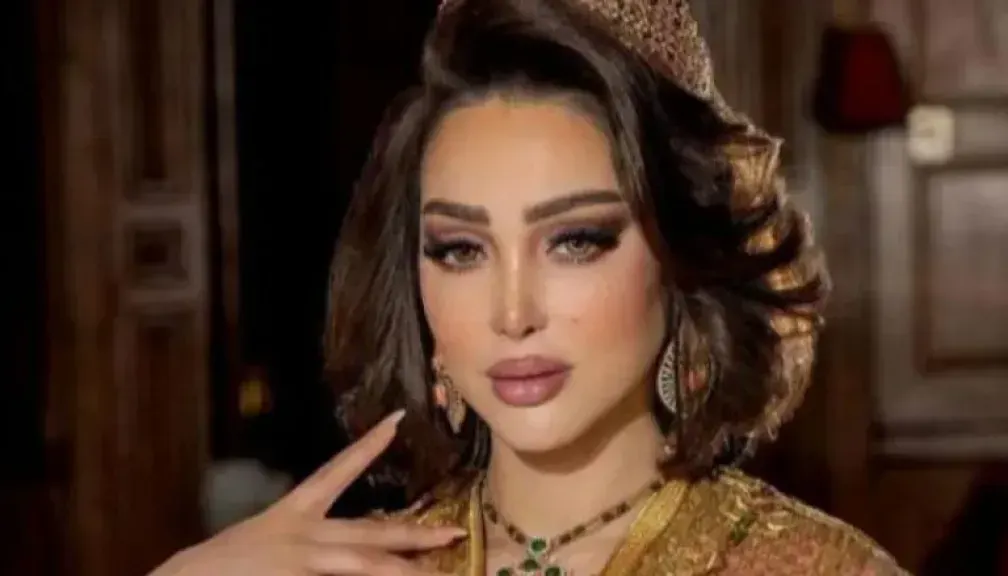 بسمة بوسيل تخطف الأضواء عند سفح الأهرامات.. إطلالة فرعونية وتصريحات مؤثرة عن الحالة الصحية لتامر حسني