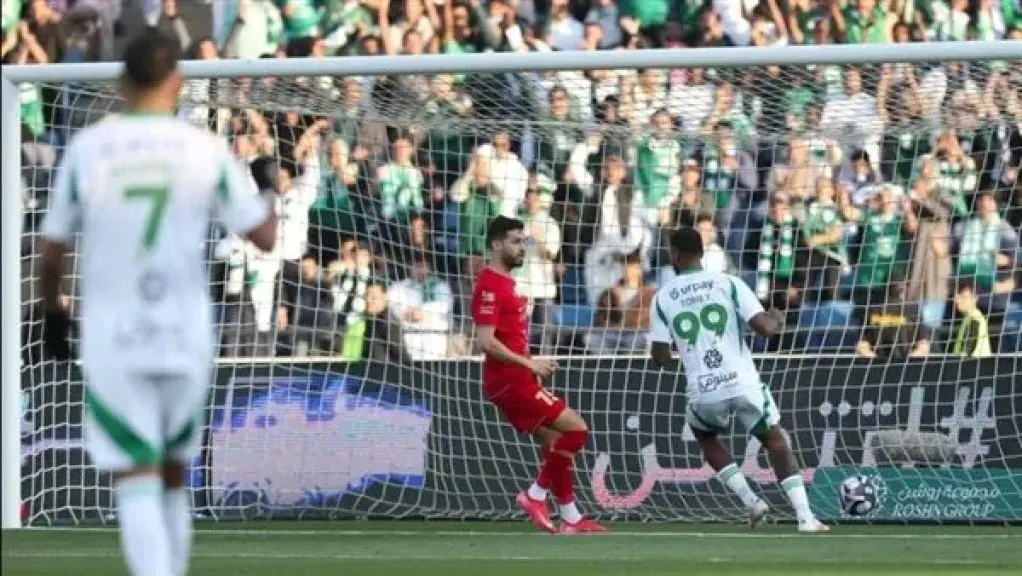 بث مباشر مباراة ضمك والنجمة في دوري روشن السعودي.. صراع الهروب من القاع يشتعل اليوم
