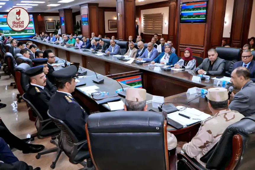 محافظ سوهاج يترأس الاجتماع التنسيقي لتنفيذ التدريب العملي المشترك لمواجهة الأزمات والكوارث ”صقر 159”