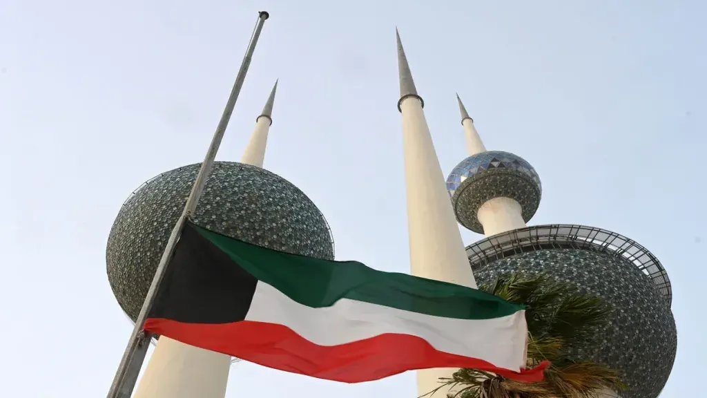 سوداني يزوّر جنسية الكوبت ويتبرأ من والديه للحصول عليها .. والحكم: مؤبد وغرامة 480 ألف دينار