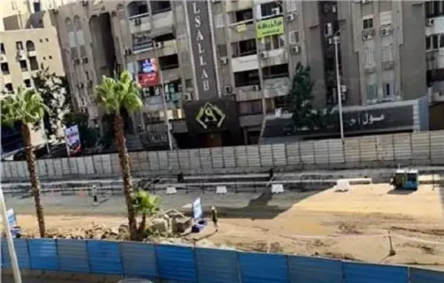 شارع الهرم معلّق بسبب المترو.. والجيزة تعتمد شارع ترسا كبديل استراتيجي لإنقاذ الحركة المرورية لمدة 3 أشهر