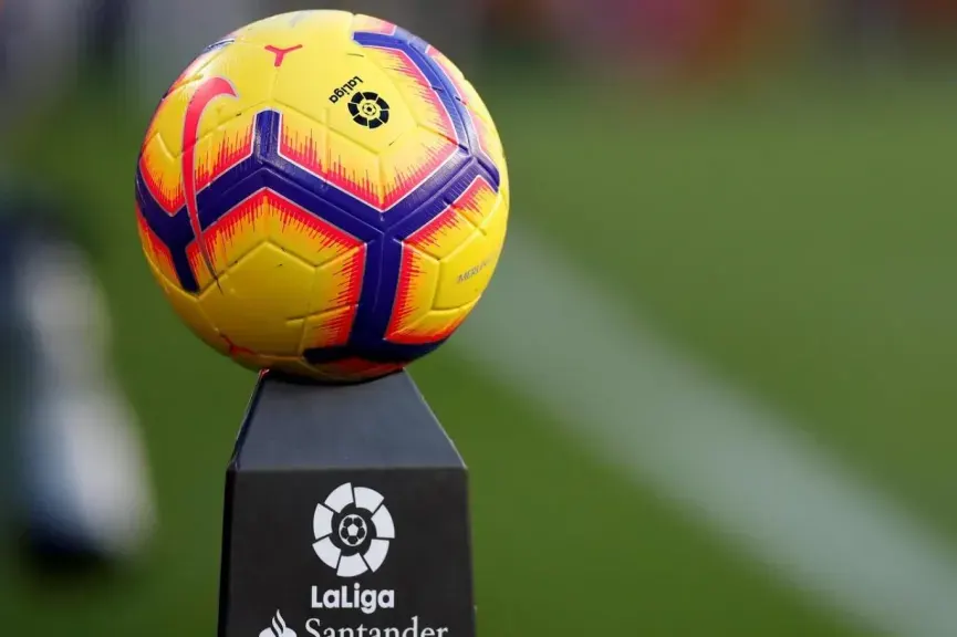 ترتيب الدوري الإسباني 2025-2026 بعد فوز برشلونة على ألافيس.. انتصار يعيد البارسا للمنافسة بقوة
